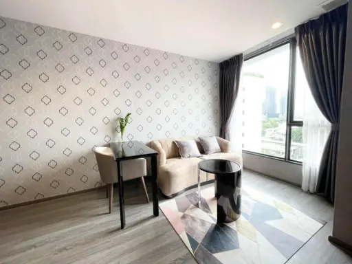 For rent, Ideo Mobi Sukhumvit 40, nice room, unblocked view, good wallpaper. You need to hurry up and reserve it. images
