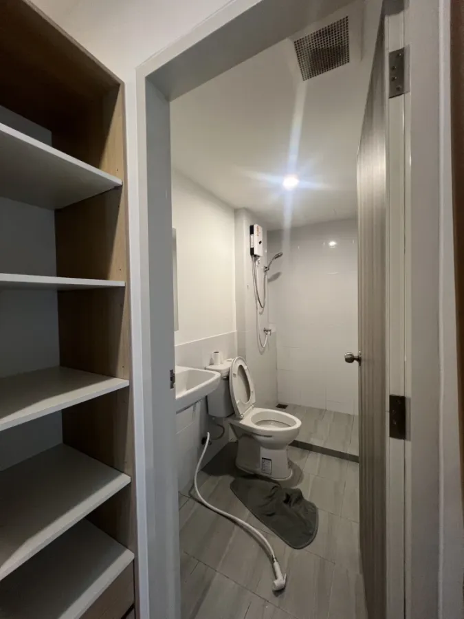 SENA Kith MRT–Bangkae Phase 2 for rent. Fully furnished rooms at affordable prices. Book now!