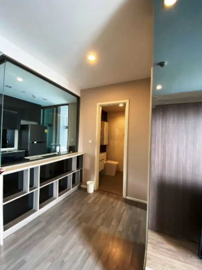Condo for rent, The Room Sukhumvit 69, fully furnished. You can come in Can't miss it