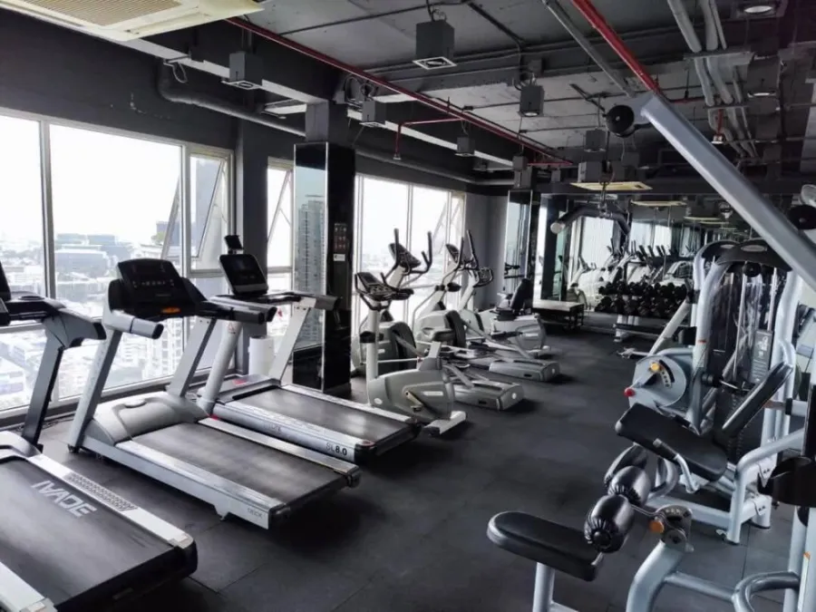 For sale Condo The Tree Bangpo Station, ready to move in, high floor, good view, come and own it quickly.