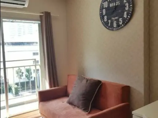 For rent, Lumpini Place Bangna Km. 3, ready to move in room. Stick wallpaper well, worth the price, say that you must not miss it.