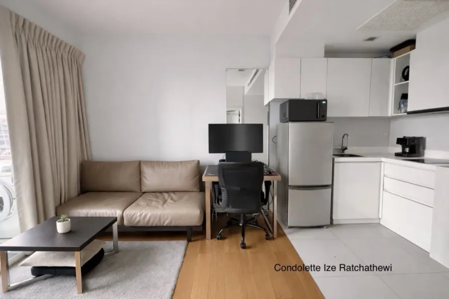 ให้เช่า CondoLette Ize Ratchatewi 1 ห้องนอน 1 ห้องน้ำ เฟอร์และเครื่องใช้ไฟฟ้าครบครัน รีบจองเลยจ้า
