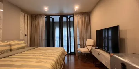 ให้เช่า Na Vara Residence ห้องน่าอยู่ มาพร้อมการตกแต่งที่ครบครัน สนใจจองเลย