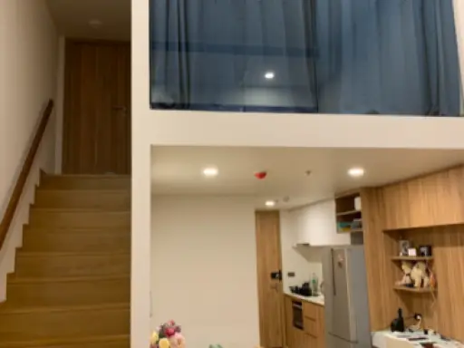 Urgent sale, Siamese Exclusive Condo, Sukhumvit 31, beautiful floor plan, Duplex, complete furniture, best location, near BTS, near MRT, hurry and grab it.