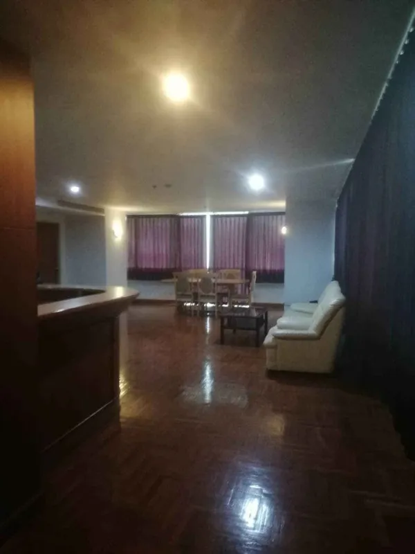 ขาย ให้เช่า อโศก เพลส ห้องมุม พื้นที่กว้างขวาง เห็นวิว 180° Fully furnished คุ้มครบจบที่เดียว จองเลย