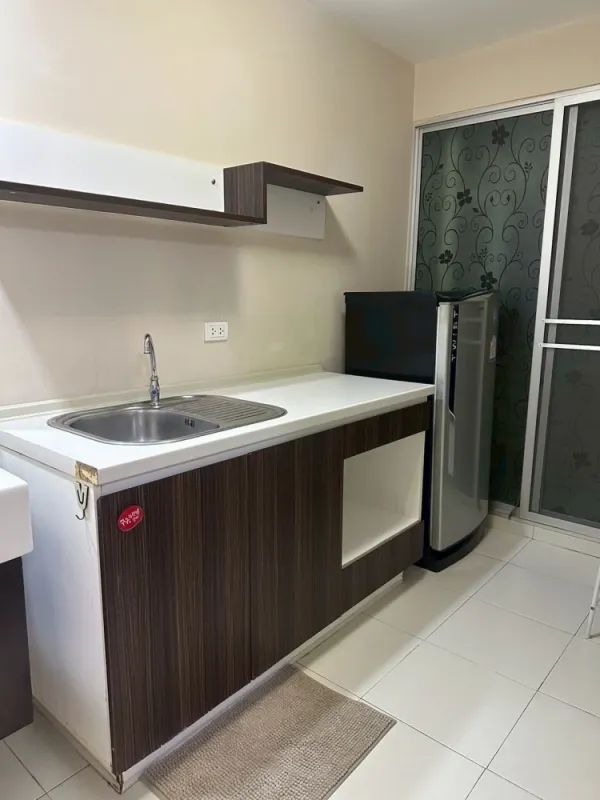 ขาย Smart Watcharapol ห้องพร้อมอยู่ เฟอร์พร้อม กว้างขวางน่าอยู่ จองเลย