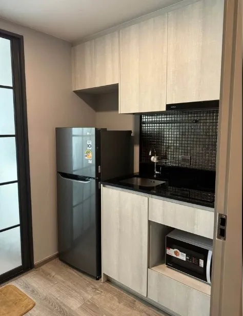 For rent/sale: Maestro Ratchada 19, a nice room with complete facilities. You'll regret it if you miss it.