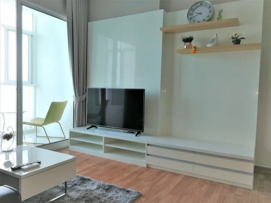 Condo for rent The Coast Bangkok, Sukhumvit - Bangna, nice room, well proportioned, fully furnished, good price, hurry to book