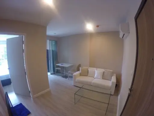 For rent Condo Metro Luxe Rama 4 ห้องพร้อมอยู่ เฟอร์ เครื่องใช้ไฟฟฟ้าครบ ลากกระเป๋าเข้าอยู่ได้เลย