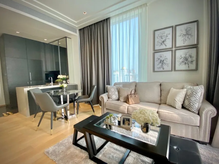 For rent urgently!! Condo 28 Chidlom (Langsuan) fully furnished. With electrical appliances, ready to move in, don't miss it!!