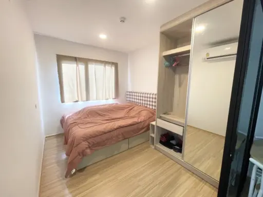 For rent Chewathai Hallmark Ladprao-Chokchai 4 rooms, well separated, great price, hurry and book now.