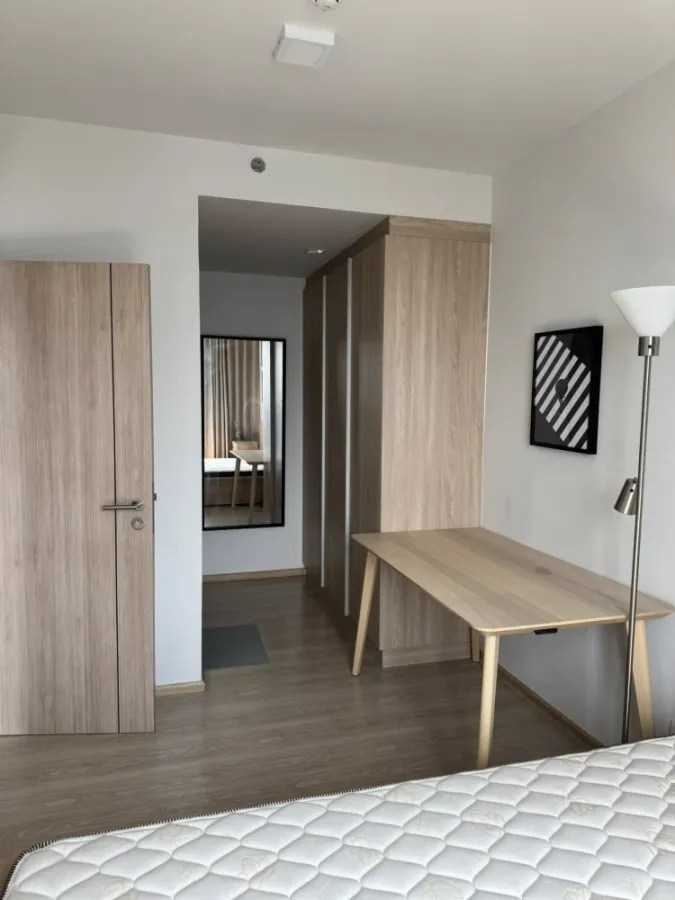 For rent: Unio H Tiwanon, 35 sq.m., 33rd floor (almost top floor). Well-designed, comfortable and spacious. Book now!