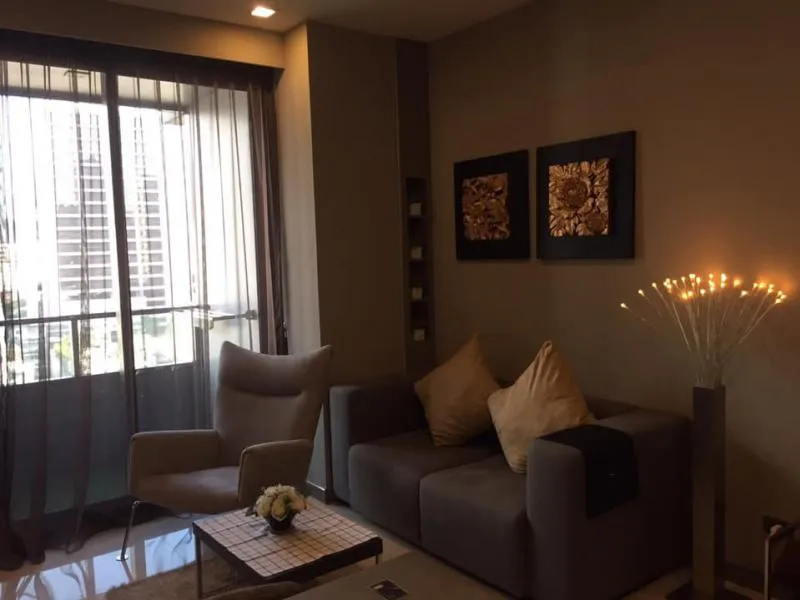 Condo for rent, M Silom, beautiful room, luxury Fully furnished, great location, near BTS, near MRT, immediately reserve.