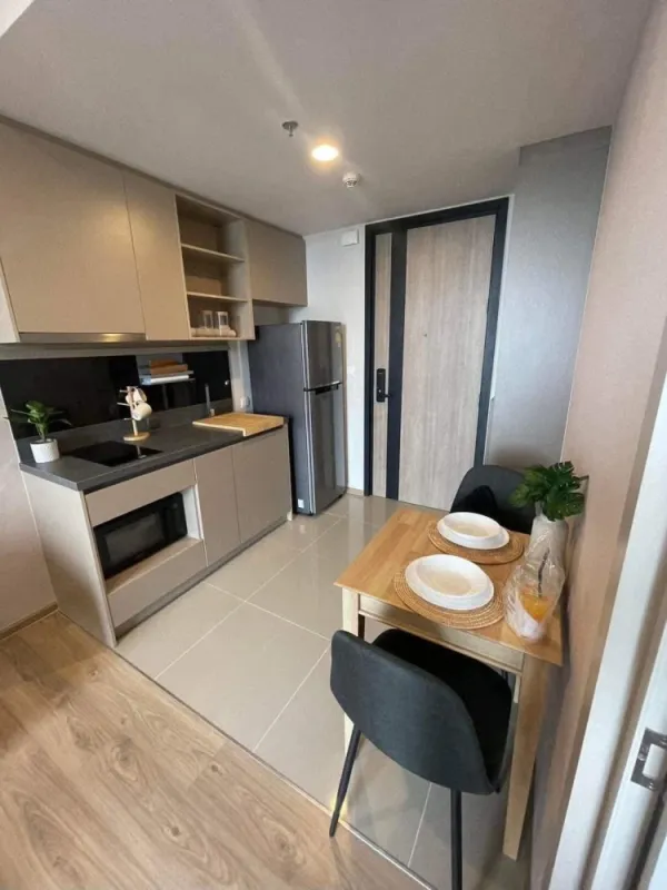 ให้เช่า Oka Haus สุขุมวิท 36 ชั้น 42 ชั้นสูง วิวเมืองสวยงามไม่มีสิ่งกีดขวาง เฟอร์นิเจอร์ครบครัน สนใจจองเลย