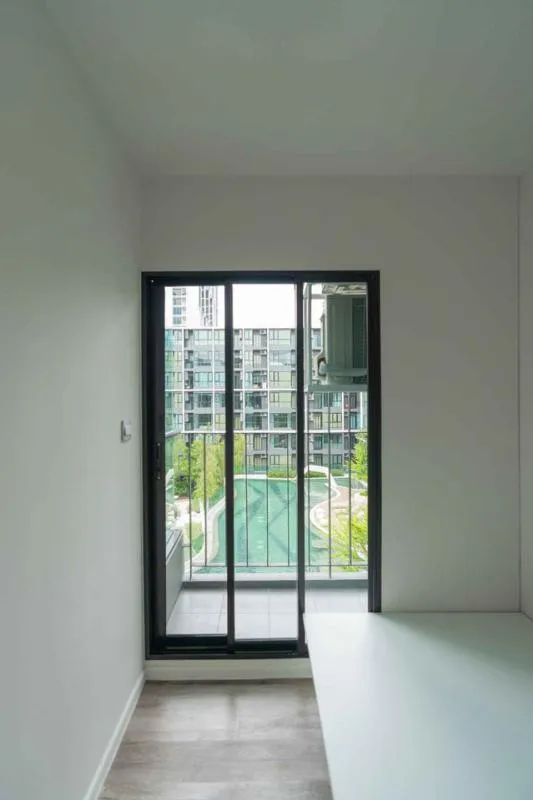 Condo for rent, Atmoz Chaengwattana, corner room every corridor The most private. There are 2 bedrooms at this price. Rent it now!!