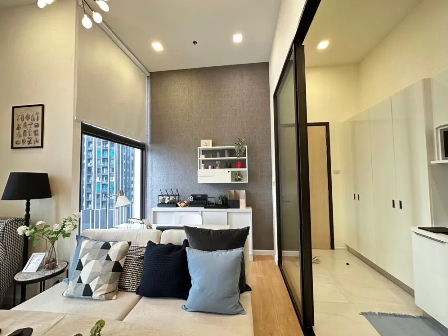 ขายด่วน!! คอนโด ชีวาทัย เรสซิเดนซ์ อโศก ชั้น 9 ห้องสวยตกแต่งน่าอยู่ ราคาดี เดินทางสะดวก ห้ามพลาด!!