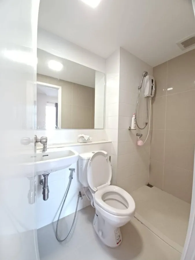 Condo for rent, Plum Condo Chaengwattana Station, nice room, wide size, good size, great price, hurry to book