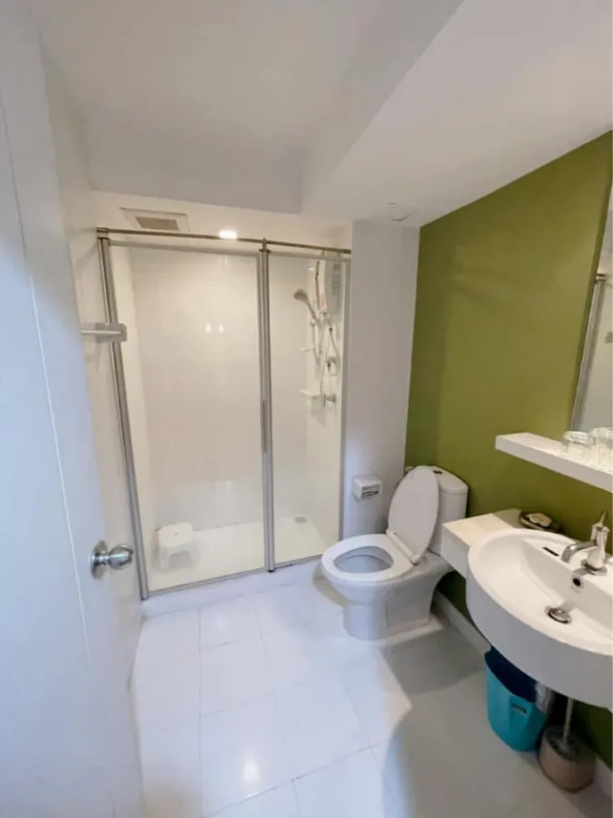 For rent urgently! Condo The Room Sukhumvit 79, near BTS On Nut, convenient transportation, meets all lifestyles, book now!