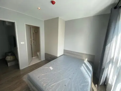 For rent: Aspen Condo Lasalle, 4th floor, swimming pool view, airy, cool breeze all day, best price, must hurry to reserve.