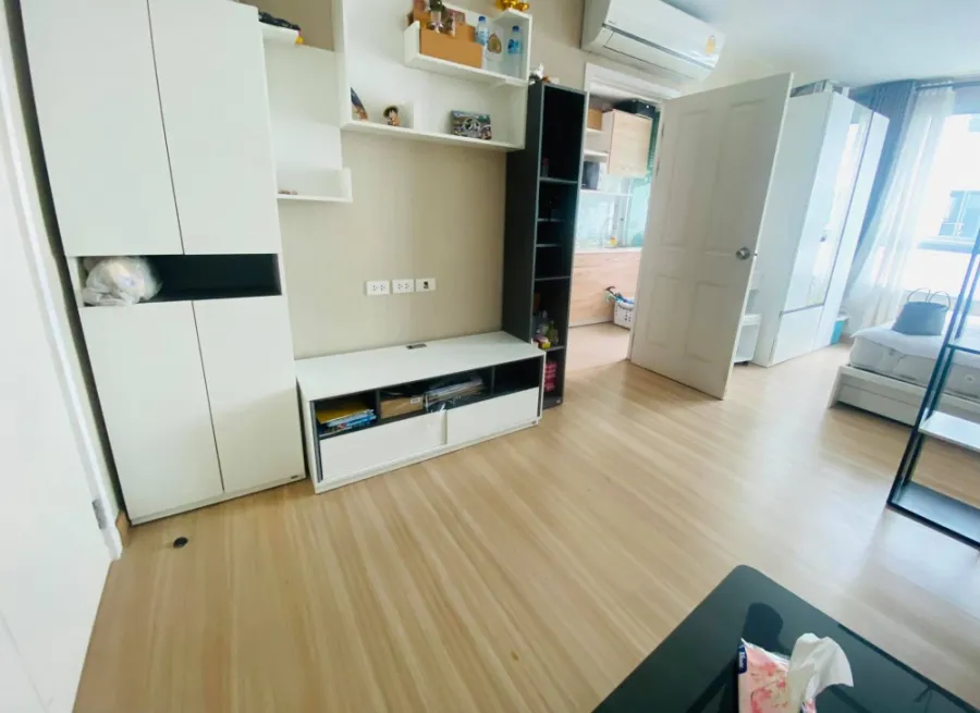 Plum Condo Phaholyothin 89 for rent, large room, good furniture. complete facilities If interested, hurry up.