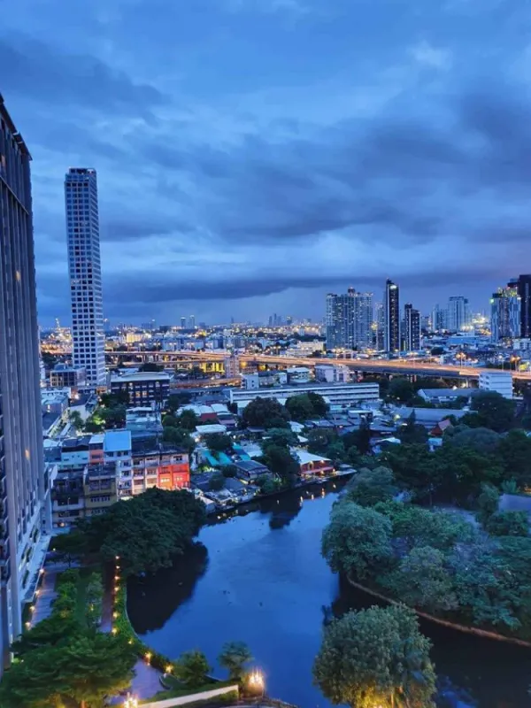 ให้เช่า คอนโด เดอะ เบส สุขุมวิท 77 ชั้นสูง วิวสวยสระว่ายน้ำ ห้ามพลาด