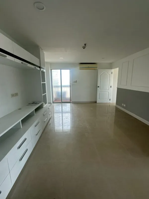 ขาย Regent Home 6 Prachachuen ชั้น 7 วิวโปร่ง ไม่อึดอัด แต่งครบ จองเลย
