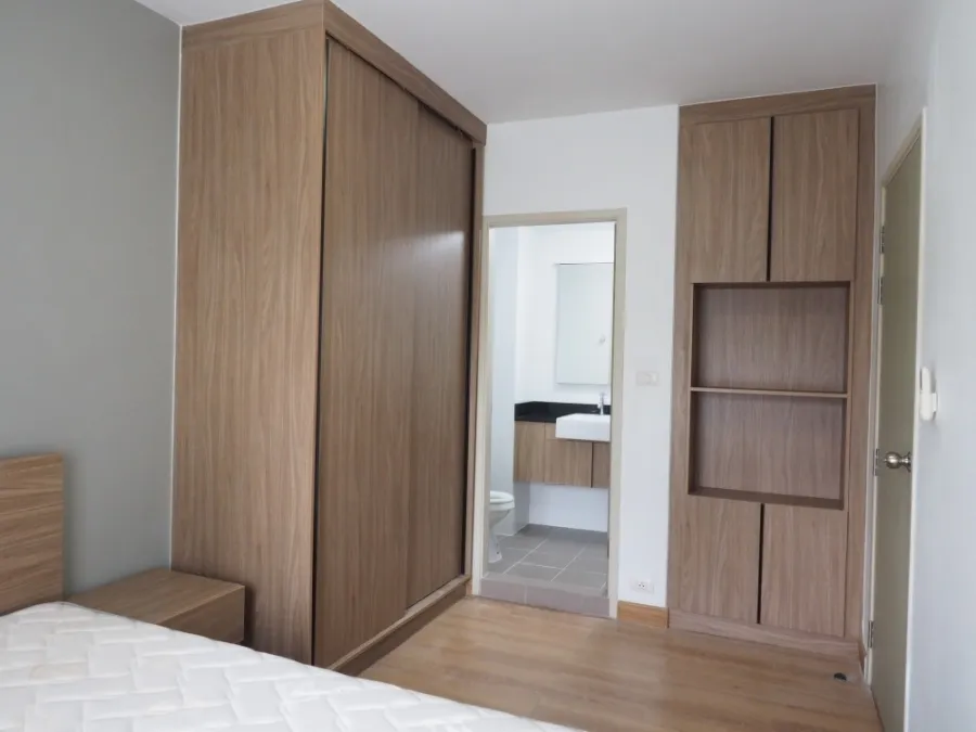 ขาย ให้เช่า แชปเตอร์วัน เดอะแคมปัส ลาดพร้าว 1 วิวสระว่ายน้ำ แต่ง สไตล์ Soft Loft ไม่ควรพลาดเลย