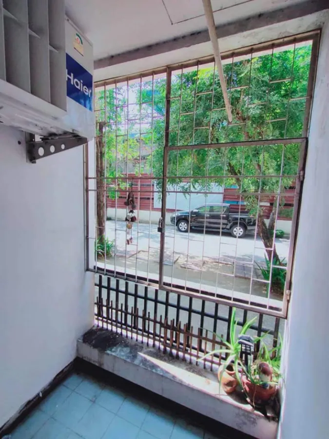 Urgent sale !! Condo The Cache Rama 3 - Samrong (Pu Chao Saming Prai), prime location, near the Imperial Samrong Department Store, book now !!