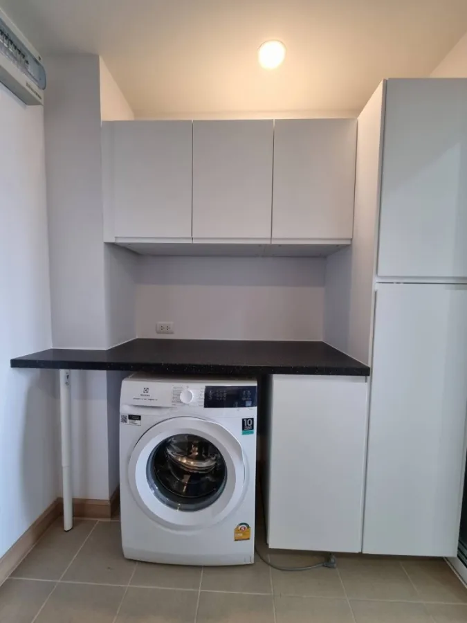 For rent, Supalai Loft Prajadhipok-Wongwian Yai, 2 bedrooms decorated in minimal style, very livable. must be booked