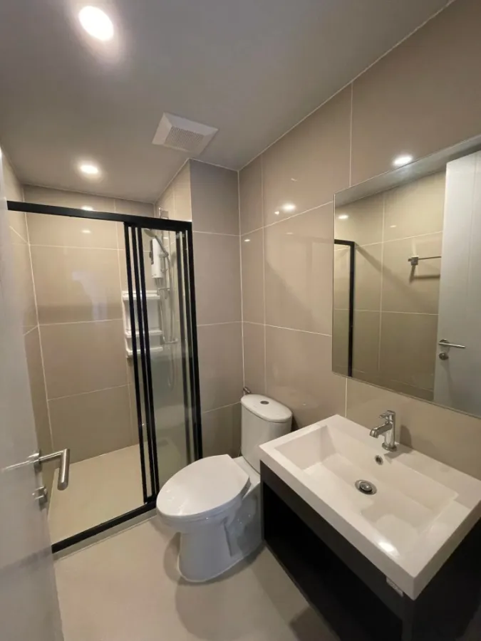 Condo Monte Rama 9 - Ramkhamhaeng ปล่อยเช่า ห้องสตูดิโอ ประตูระบบ Digital door Lock ห้ามพลาดนะ