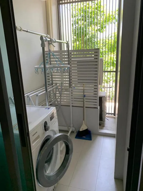 Condo for rent, The Room Sukhumvit 40, beautiful decoration, open garden view, furniture, electrical appliances, complete.