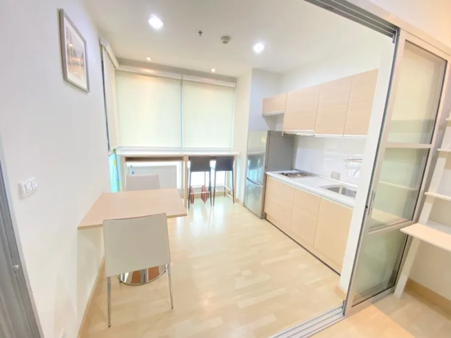 Condo for rent, Rhythm Ratchada, corner room, ready to move in, convenient travel, near MRT Ratchadaphisek.