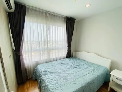 Condo for sale Lumpini Nawamin-Sri Burapha Nice decorated room Fully furnished Ready to carry the bag.