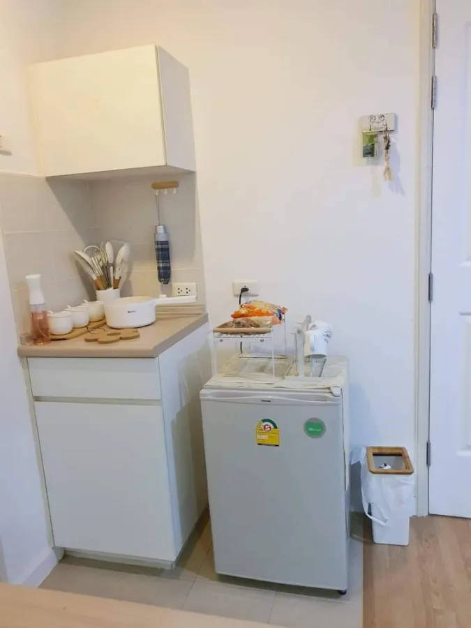 Condo for sale, Lumpini Ville Chaeng Watthana-Pak Kret, 12A floor, separated room, with built-in furniture. Don't wait.