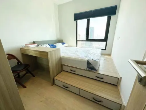 For rent Altitude Unicorn Sathorn-Thapra, modern lifestyle room, clear view, very airy, high floor, quiet.