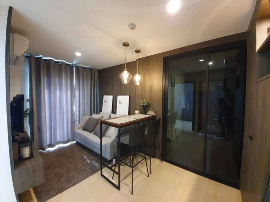 Condo for sale, The Prop Condo, Chaengwattana, 12 rooms, decorated but looks luxurious, built-in, great, do not miss, buy all in one place