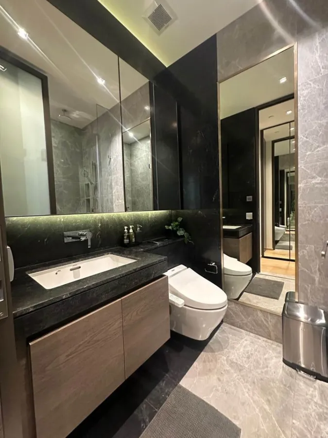 ปล่อยเช่า คอนโด 28 ชิดลม ห้องแต่งสวยมาก น่านอนสุดๆ เฟอร์นิเจอร์อย่างดี ทีวีจอใหญ่จุใจ จองด่วน