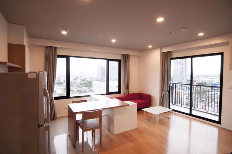 ขาย ให้เช่า คอนโด บลอคส์ 77 ชั้น 14 ห้องมุม ขนาด 45 ตร.ม. พร้อมอยู่ รีบจองด่วน!!