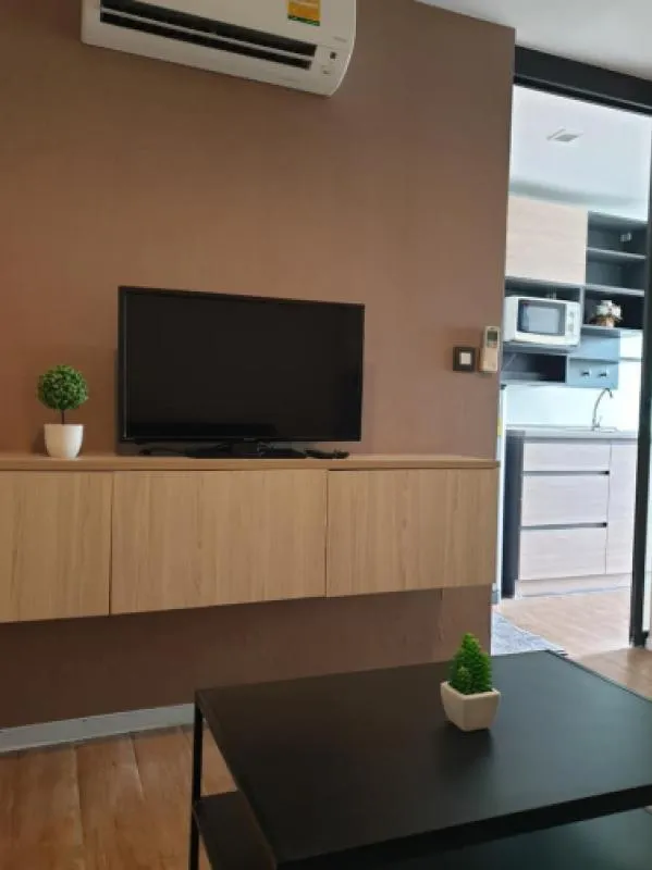 For rent, Tropicana Condo, 5th floor, can carry bags and move in. Fully furnished and electrical appliances !!