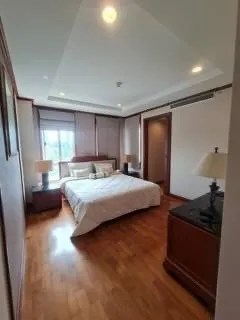 ปล่อยเช่า คอนโด เดอะ บางกอก สุขุมวิท 43 ห้องกว้าง มีพื้นที่ใช้สอย เฟอร์นิเจอร์ครบ มาแต่ตัวอยู่ได้เลย