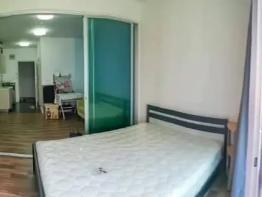 Beautiful Pool-View Condo for Rent - 30 sq.m., 4th Floor (Building B), Fully Furnished with Digital Door Lock near BTS Onnut & MRT Si Nut | ✨ A Space