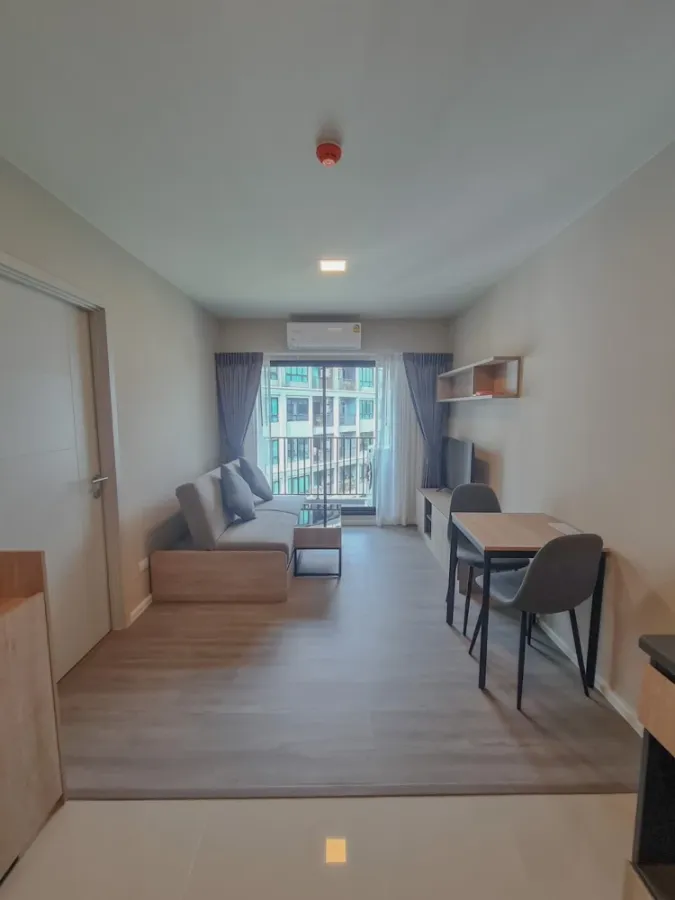 For rent: dcondo Hideaway Rangsit, 1 bedroom, 1 bathroom, fully furnished and equipped. Reserve now!