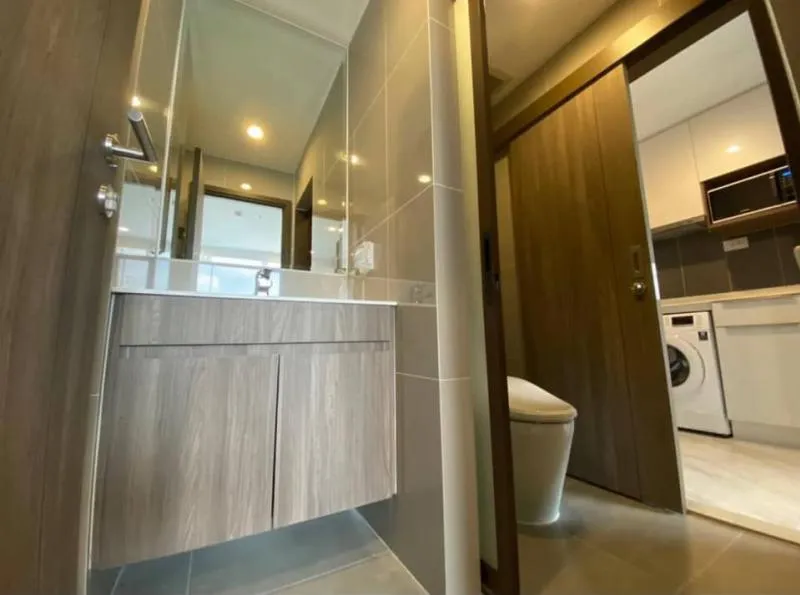 Condo for rent, ideo mobi Asok, 2 bedrooms, 1 bathroom, 23rd floor, city view, comes with full facilities, hurry up