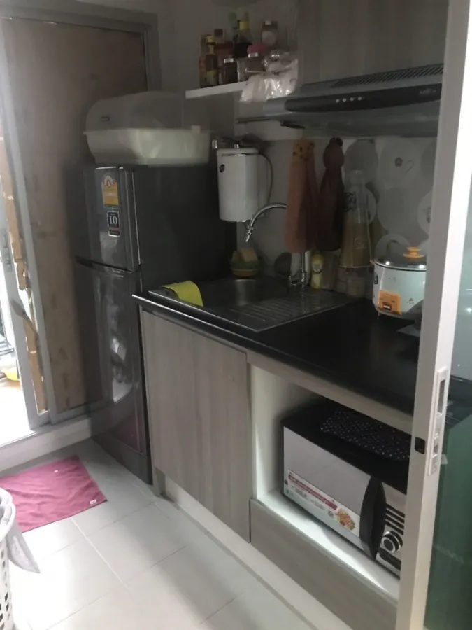 Urgent sale!! Condo The Prop Condo Chaengwattana 12 Good price, convenient transportation, hurry to book now!!