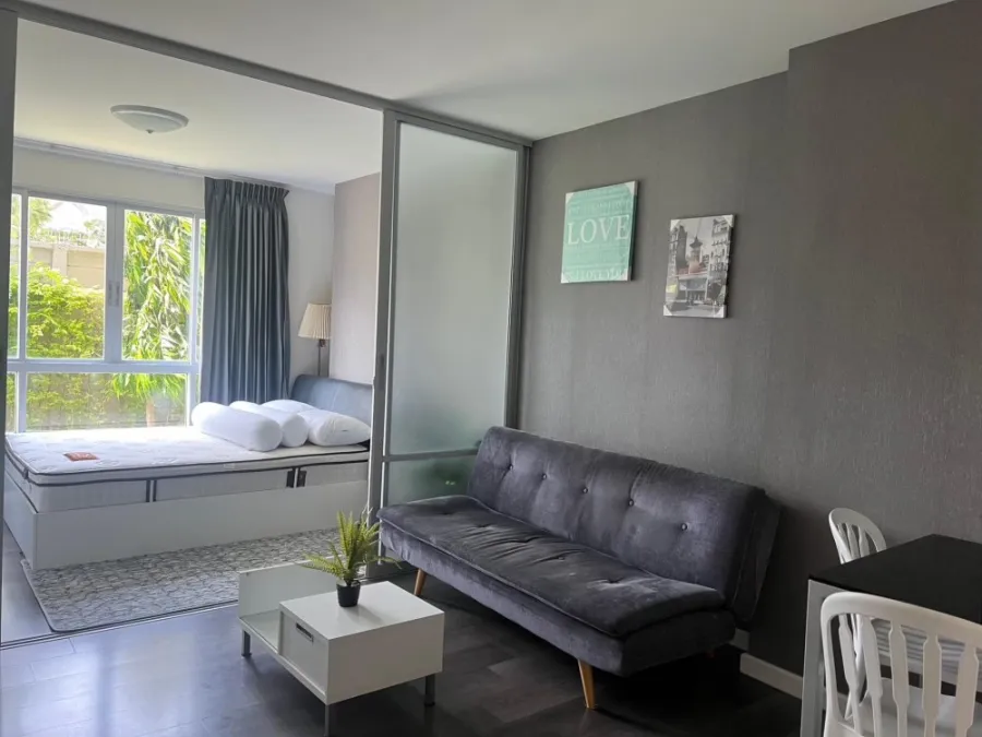 For sale and rent, D Condo Campus Resort Bang Saen, separated rooms, great price, complete set of furniture, don't miss it.