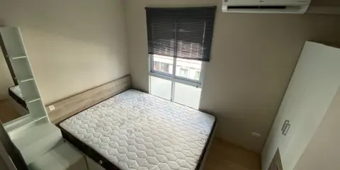For Rent พลัมคอนโด แจ้งวัฒนะ สเตชั่น ห้องกั้นเป็นสัดส่วน แถมเฟอร์อย่างดีทั้งห้อง ดีแบบรีบจองเลยจ้า