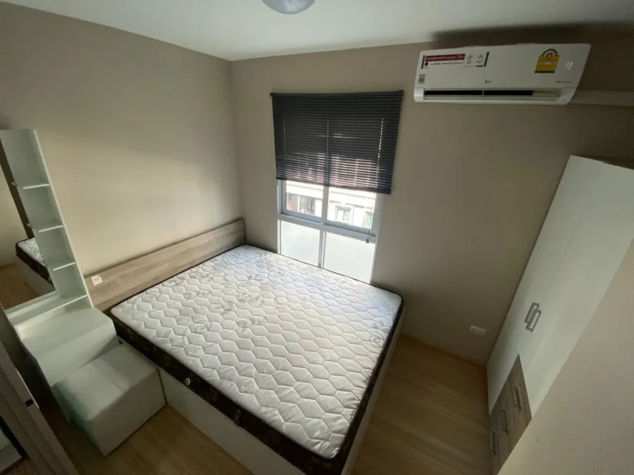 For Rent พลัมคอนโด แจ้งวัฒนะ สเตชั่น ห้องกั้นเป็นสัดส่วน แถมเฟอร์อย่างดีทั้งห้อง ดีแบบรีบจองเลยจ้า
