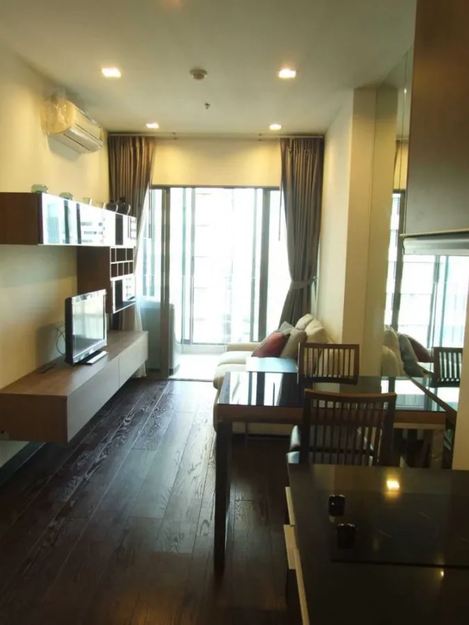 ให้เช่า ไอดีโอ คิว พญาไท ห้องสวยมาก ภายในตกแต่งเฟอร์บิ้วอินแน่นๆ วิวดีสุดๆ ต้องห้องนี้เลย !