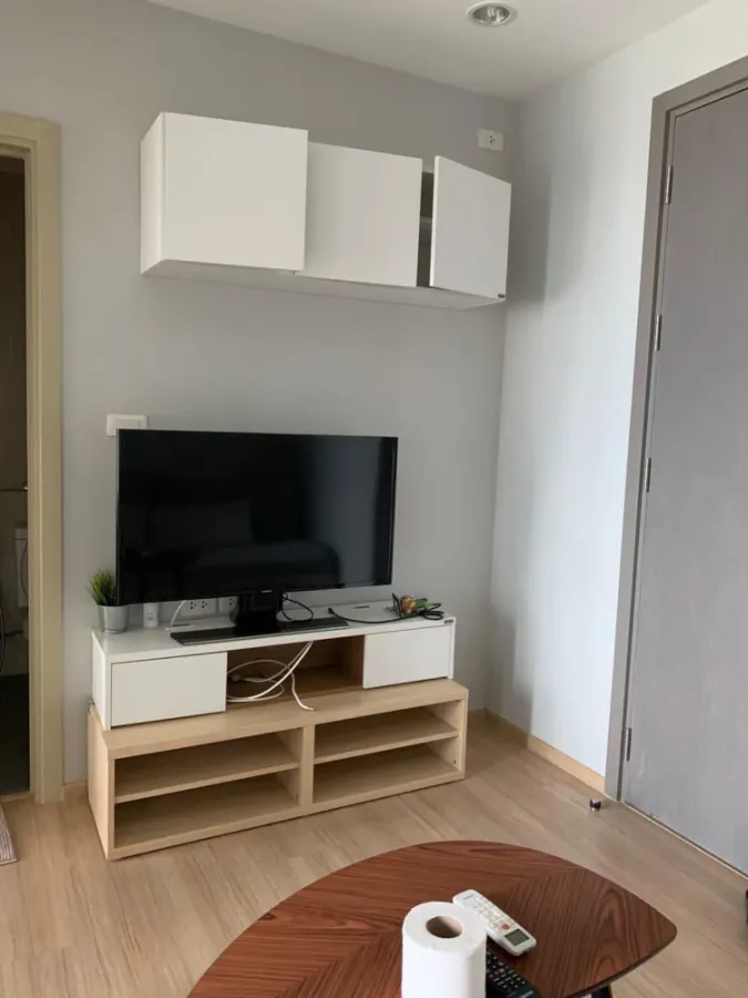 Condo for rent, The Base Rama 9-Ramkhamhaeng, nice room, high floor, great view, complete here, hurry to reserve.
