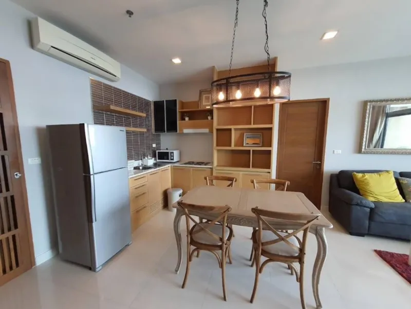 ให้เช่า Casalunar Paradiso 2 ห้องนอน มาพร้อมการตกแต่งที่ครบครัน สนใจรีบจองเลย ด่วนๆ